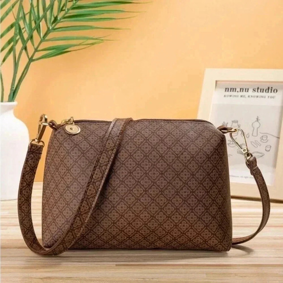 Handbags - ⚠️Clearance Coffee Brown Small Patterned Shoulder / Crossbody Bag